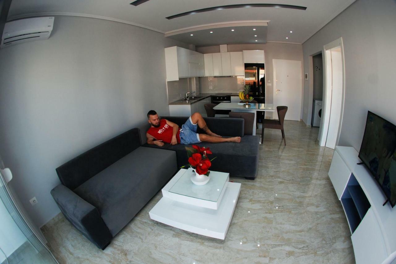 Oceanic Luxury Apartments Σαράντα Εξωτερικό φωτογραφία