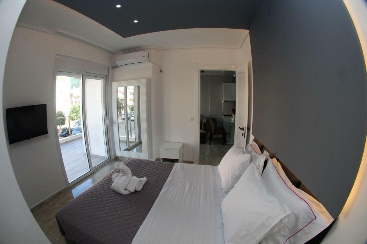 Oceanic Luxury Apartments Σαράντα Εξωτερικό φωτογραφία
